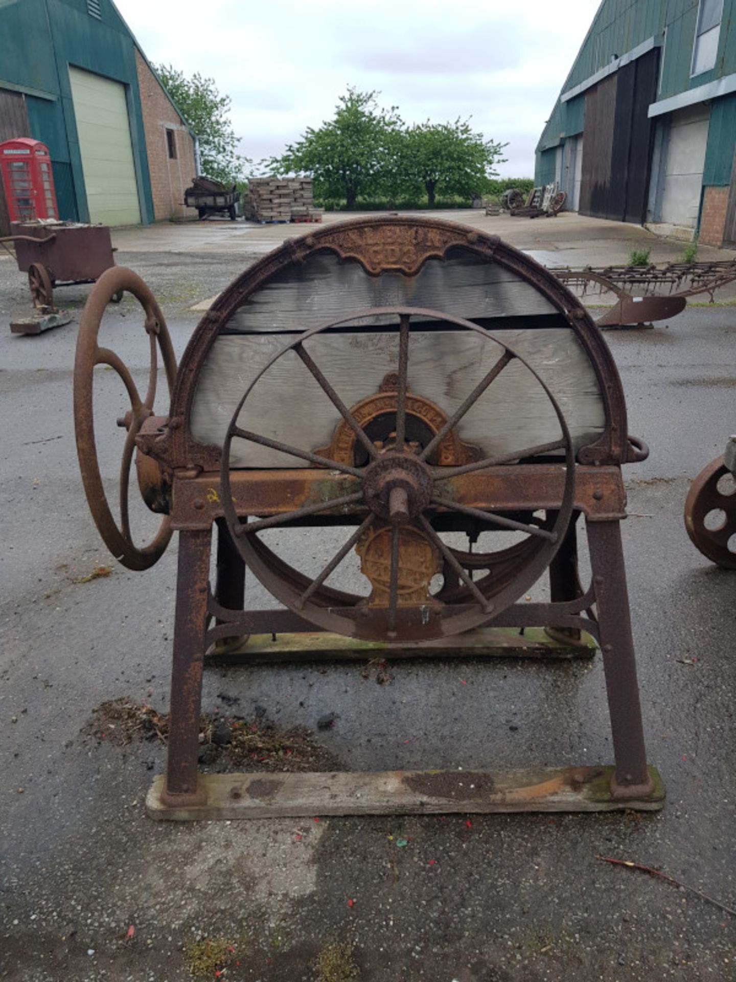 HARRISON McGREGGOR & Co LTD. LEIGH, ENGLAND. ALBION CHAFF CUTTER GB3 - Image 4 of 4