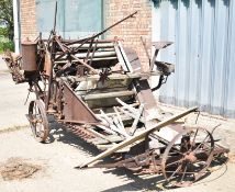 MASSEY HARRIS BINDER LAND WHEEL DRIVEN