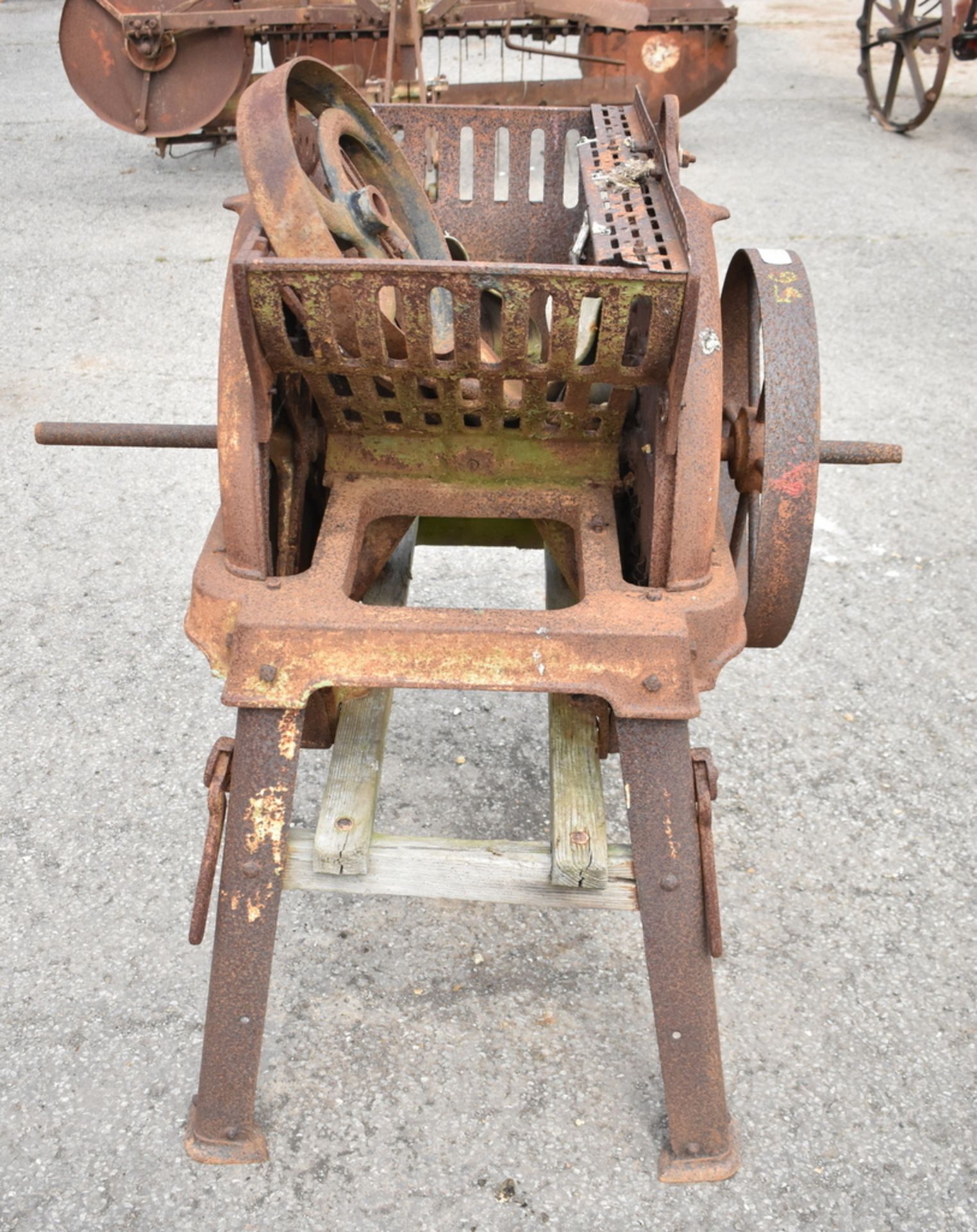 HARRISON McGREGGOR. LEIGH, ENGLAND. ROOT CUTTER - Image 2 of 4