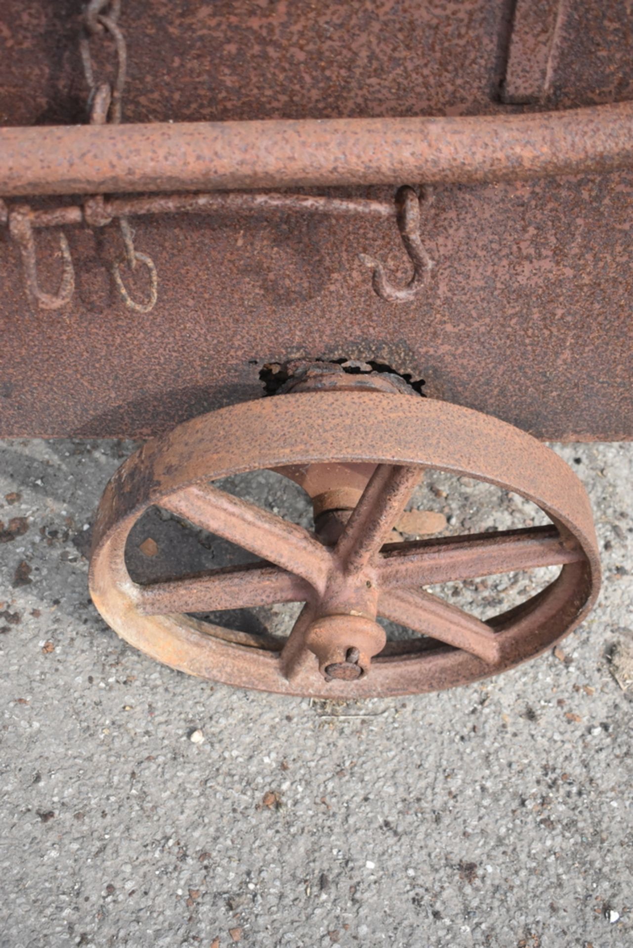 ANTIQUE WATER CART, 3-WHEELS. - Image 5 of 5