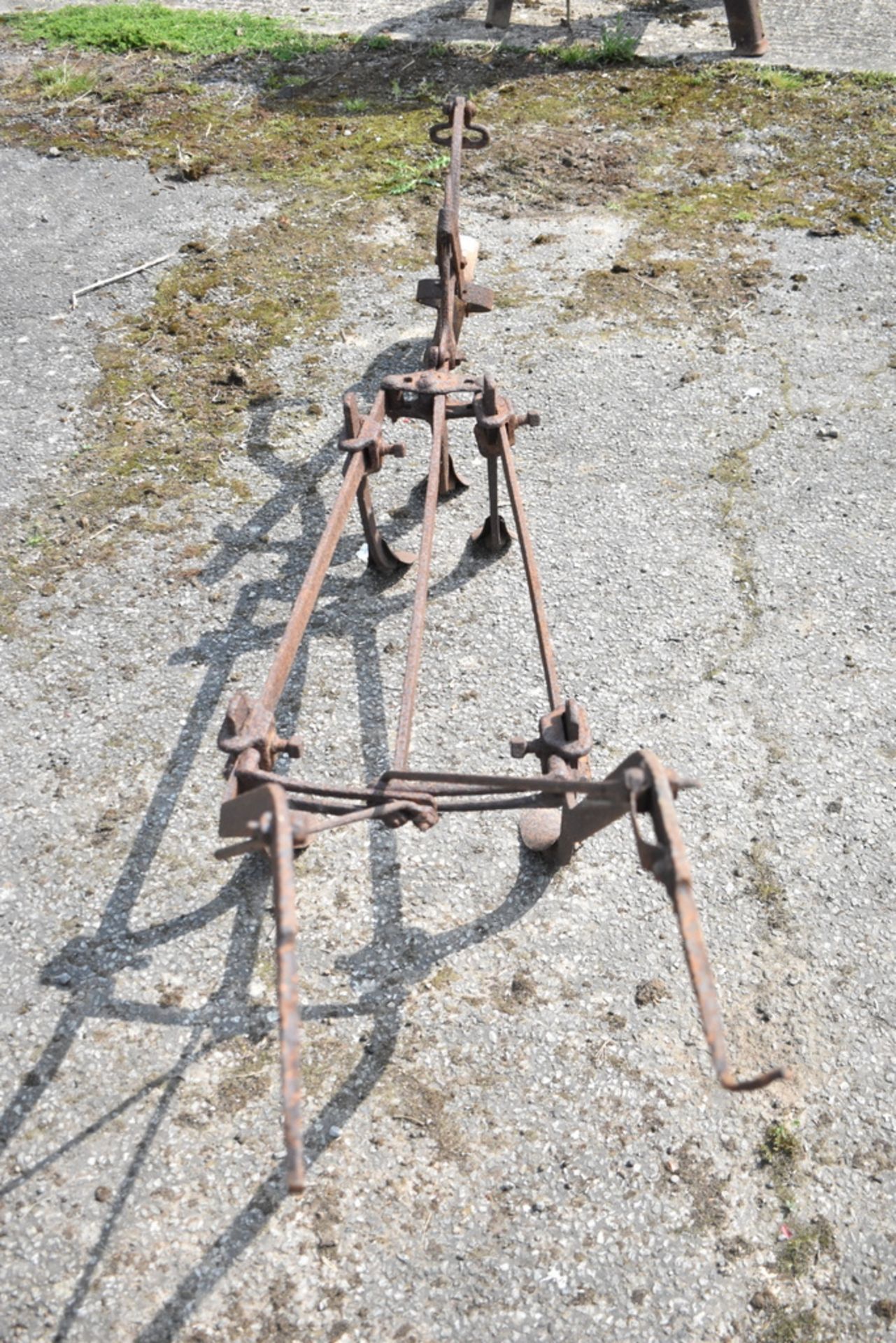 SKERRY 5-TINES BLACKSMITH MADE - Image 2 of 3