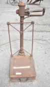 W.T.AVERY, BIRMINGHAM, CAST WEIGHING MACHINE