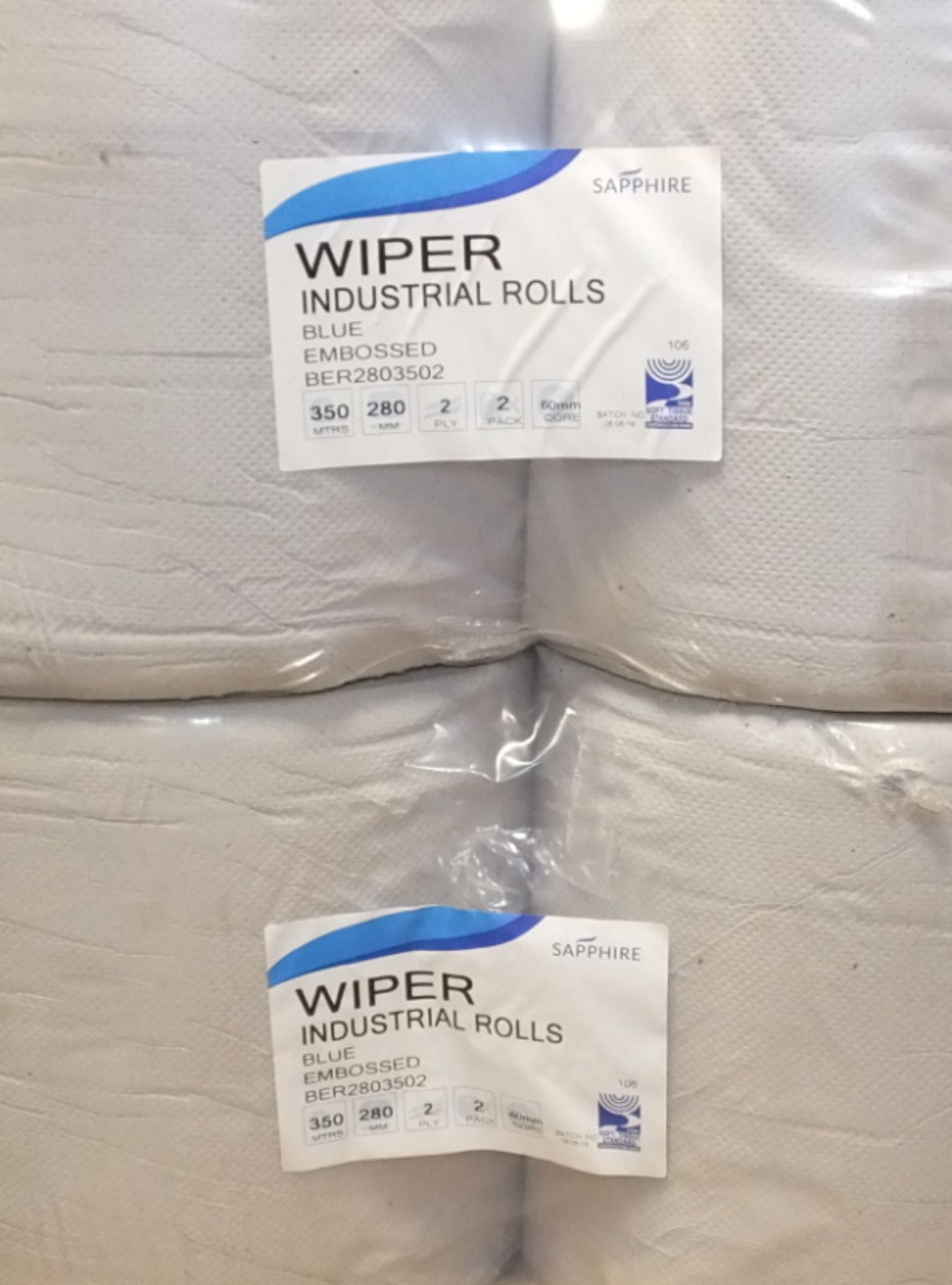 4x Sapphire Wiper Industrial rolls 2 ply - 2 per pack & 4x Sapphire Cento Centrefeed Rolls - Image 3 of 3