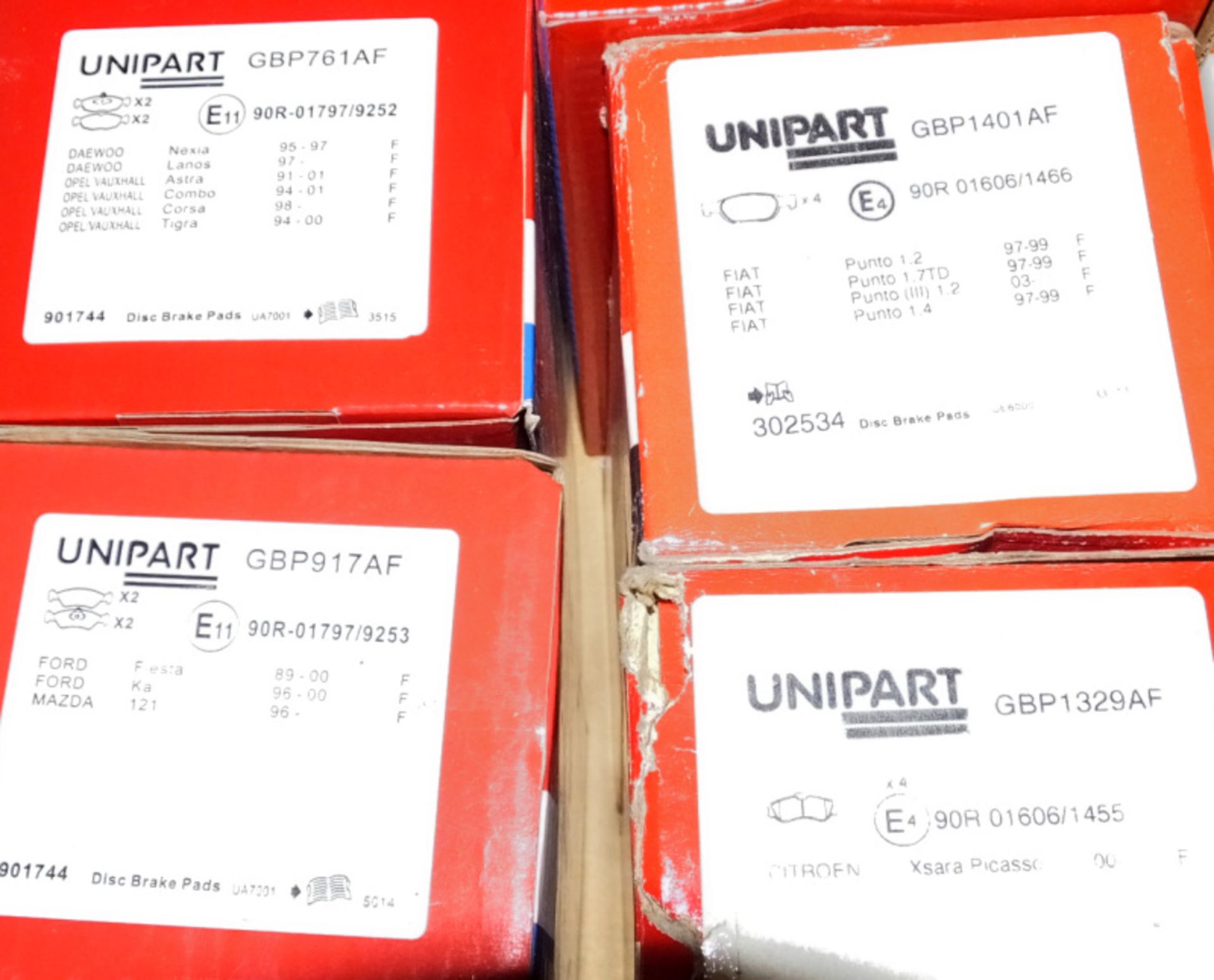 Unipart brake pads, QH TJ & Blue Print Oil Filters, Corteco engine mountains - Image 11 of 12