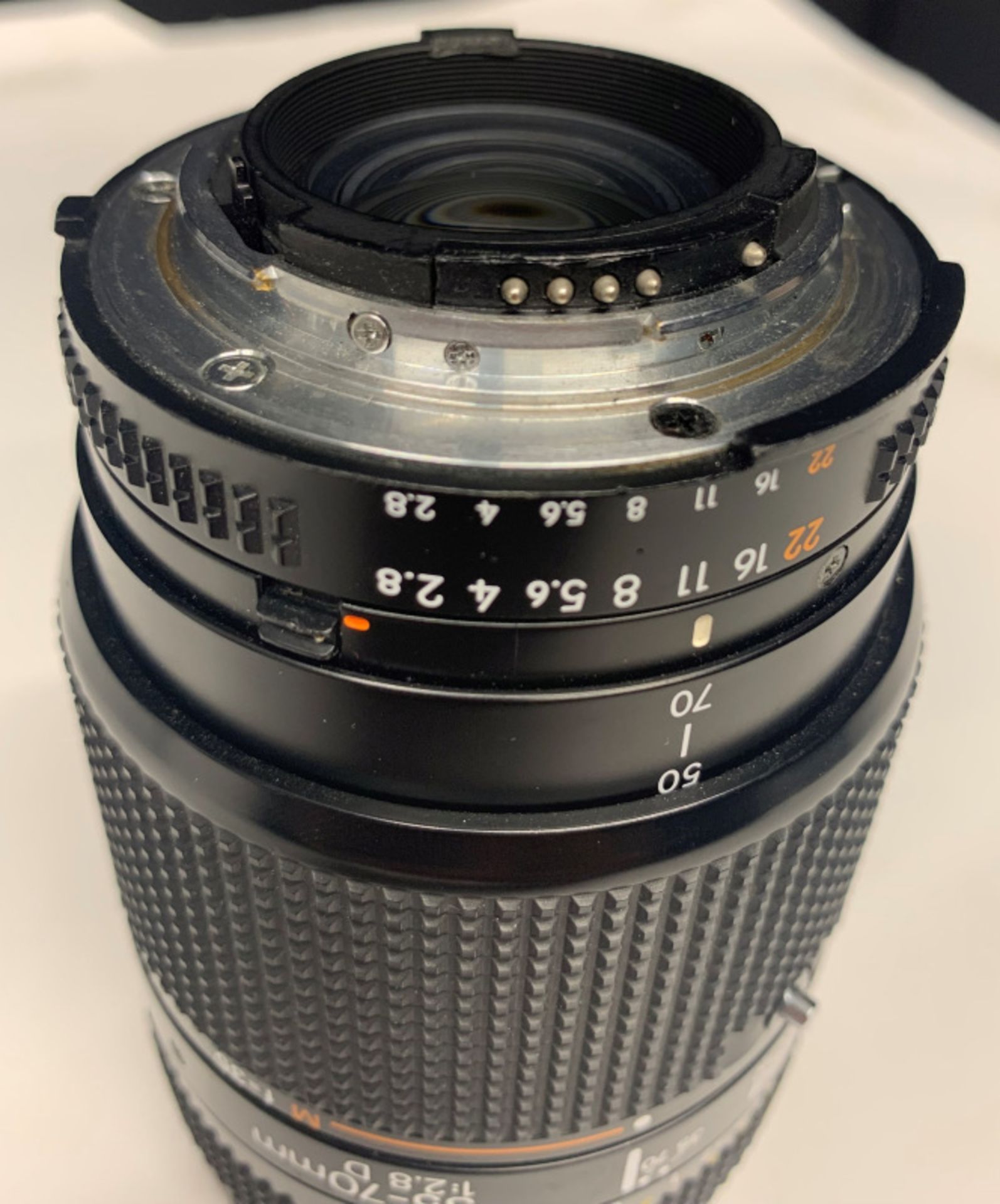 NIkon AF Nikkor lens - 35-70mm - 1:2.8D - serial 669126 - Image 7 of 9