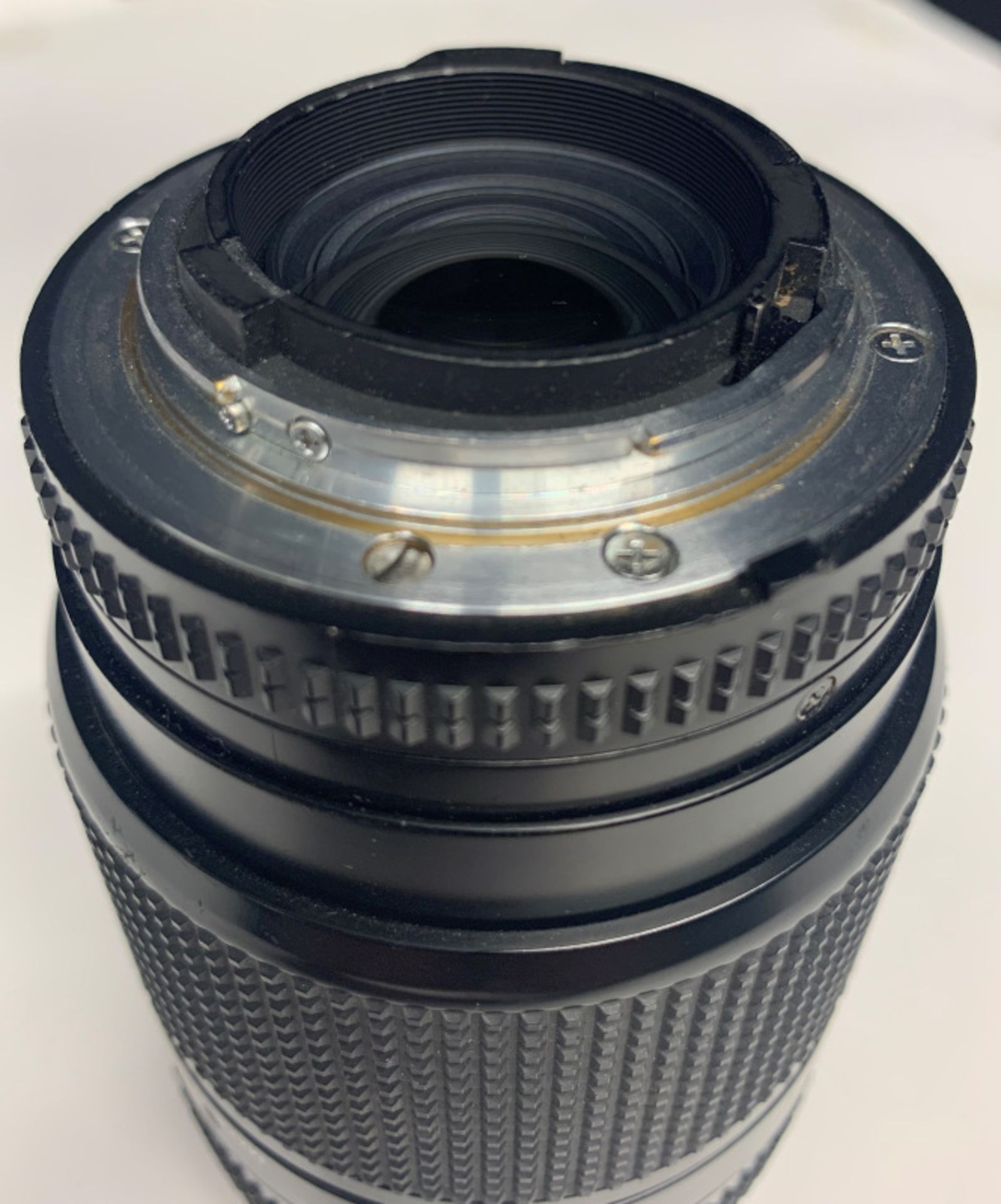 NIkon AF Nikkor lens - 35-70mm - 1:2.8D - serial 669126 - Image 6 of 9