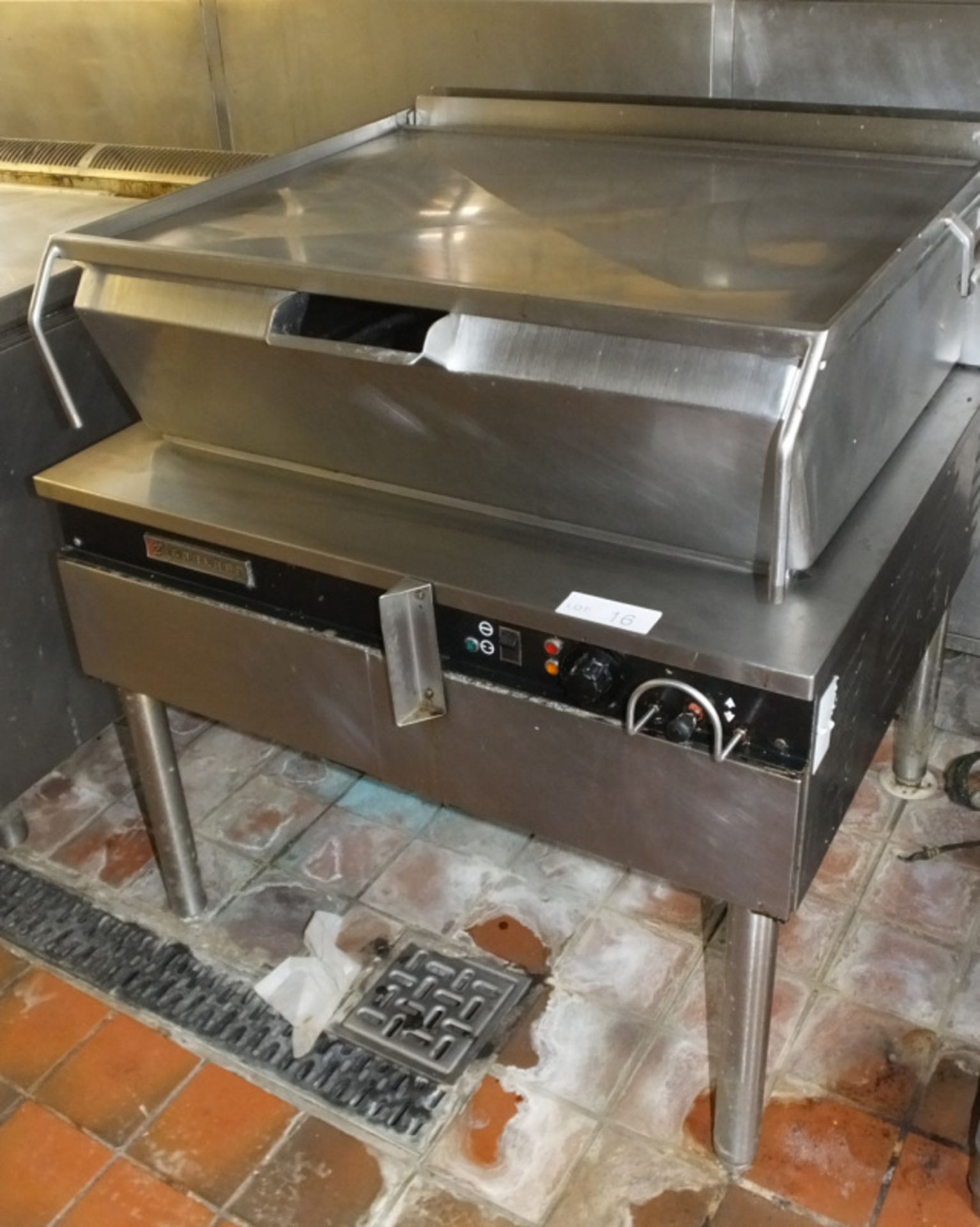 Garland Bratt Pan Unit - 3 Phase - L920 x D840 x H1000mm