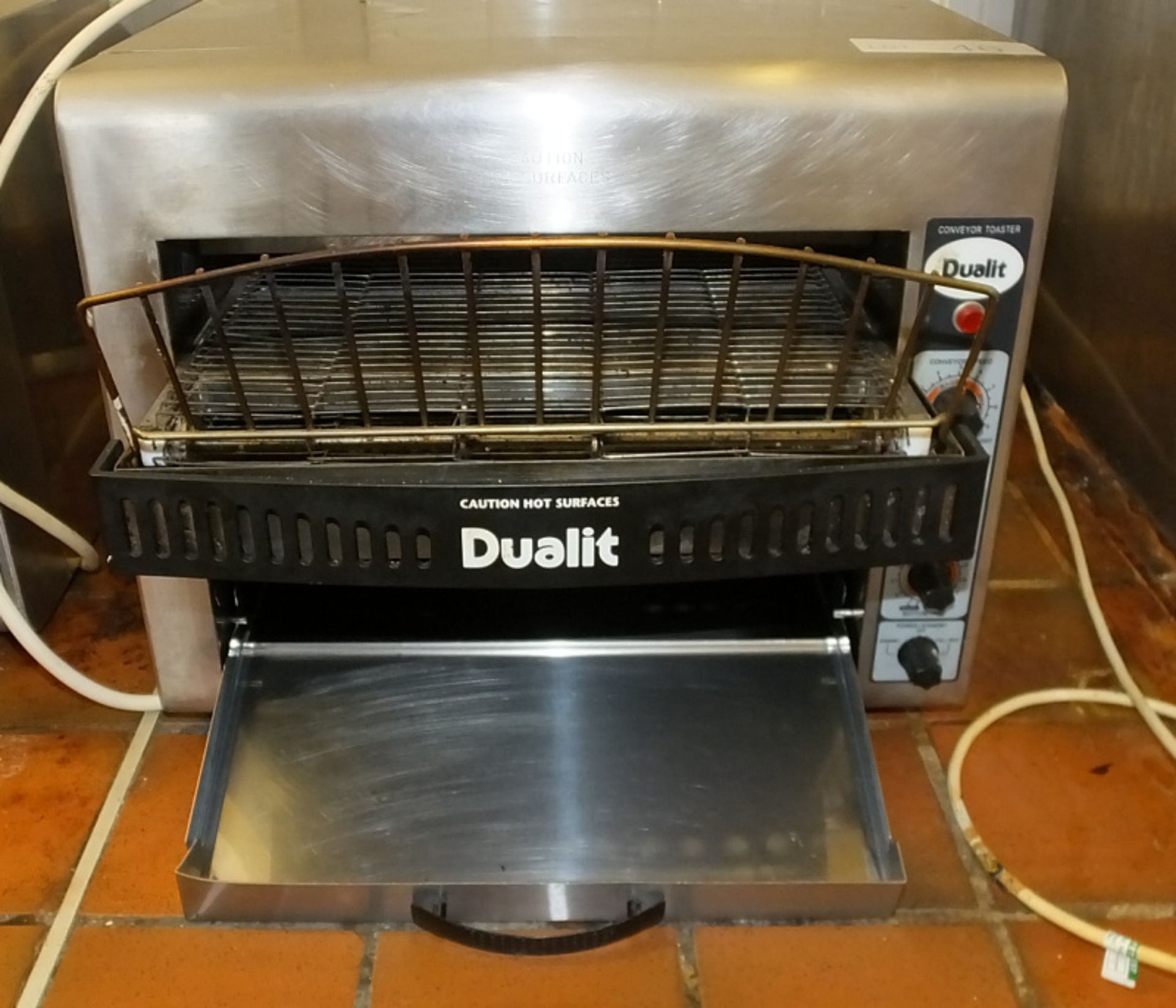 Dualit DCT3 Table Top Conveyor Toaster - 240v - Image 2 of 4