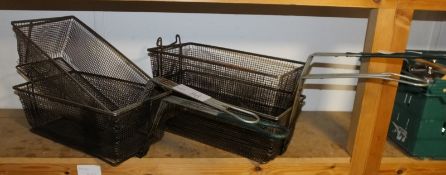 4x Fryer Baskets