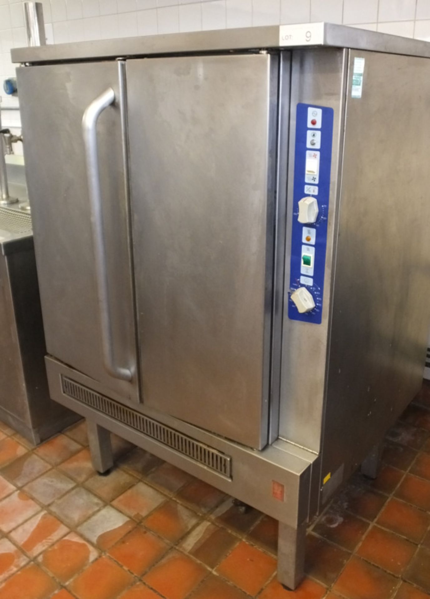 Falcon Convection Oven - Natural Gas - L1000 x D930 x H1525mm - Image 2 of 5