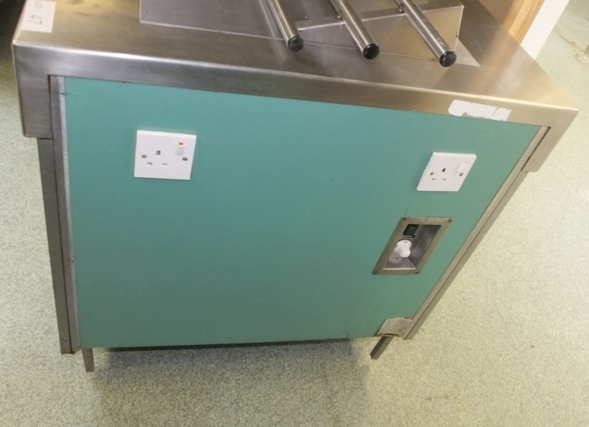 Canteen Wheeled Serving Unit with tray rail and socket - L1200 x D900 x H900mm - Image 4 of 5