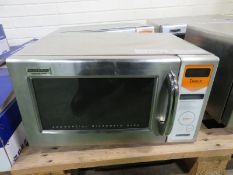 Iwave Maestrowave 1000W catering microwave