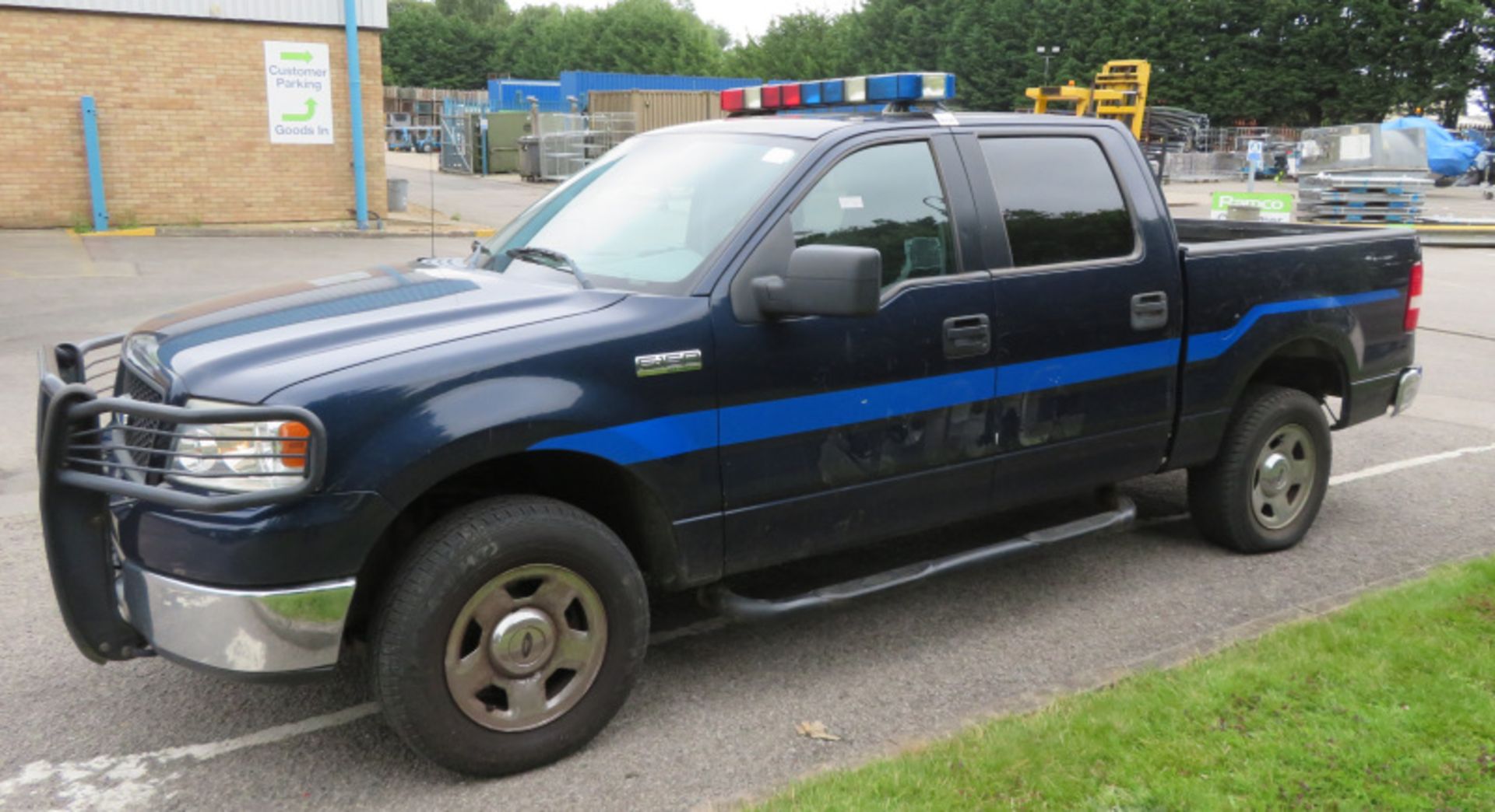 Ford f-150 XLT pick up truck - Gasoline - year 2006 - 8 cylinder engine