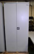 Silverline 2 door cabinet - W 920mm x D 450mm x H 1950mm