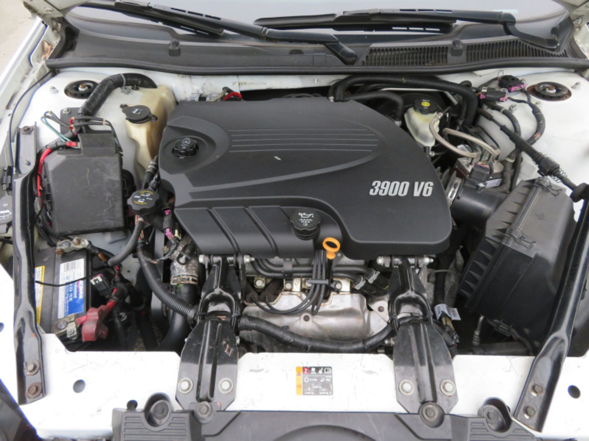 Chevrolet Impala sedan - year 2006 - Gasoline - 6 cylinder engine - GVWR 4622lb - Vehicle i - Image 6 of 10