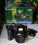 Fujifilm FinePix S602 Zoom Digital Camera