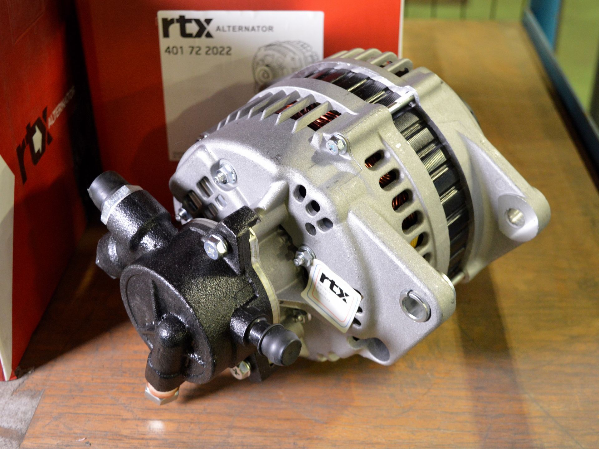 4x RTX Alternators - see pictures for types - Image 4 of 4