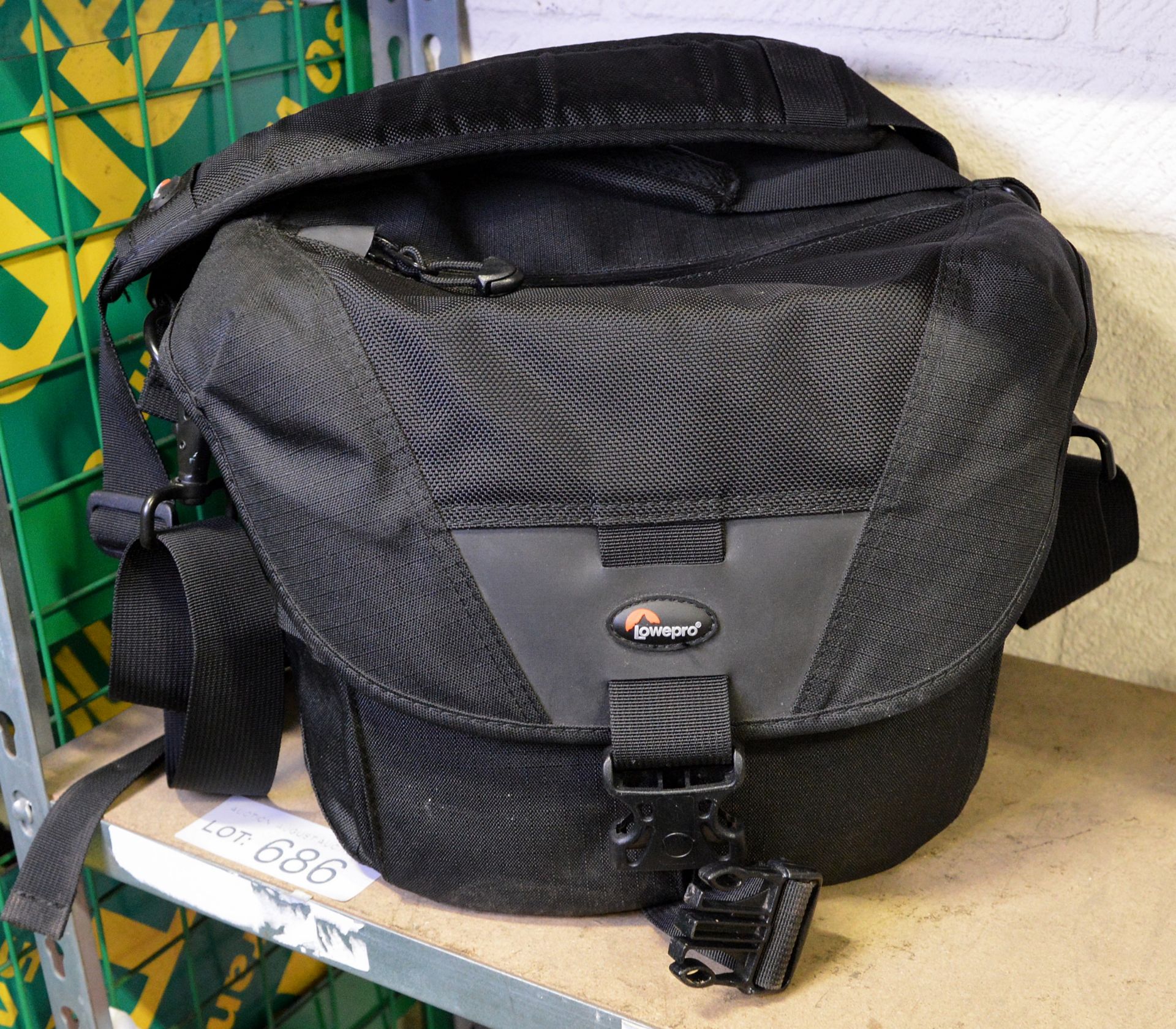 LowePro Stealth Camera Bag - Image 5 of 5