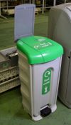 Food waste bin