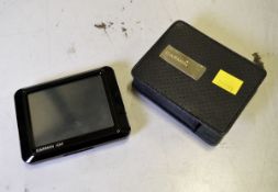 Garmin nuvi 255 3.1/2in Portable Satnav + Case