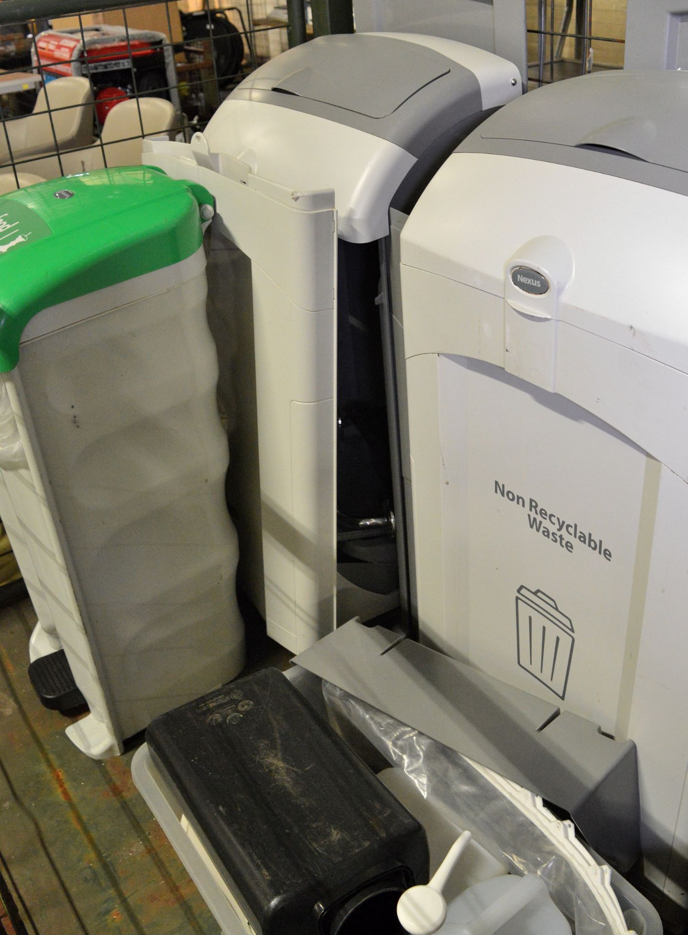 Recycling / waste bins, dishwasher trays - Image 6 of 6