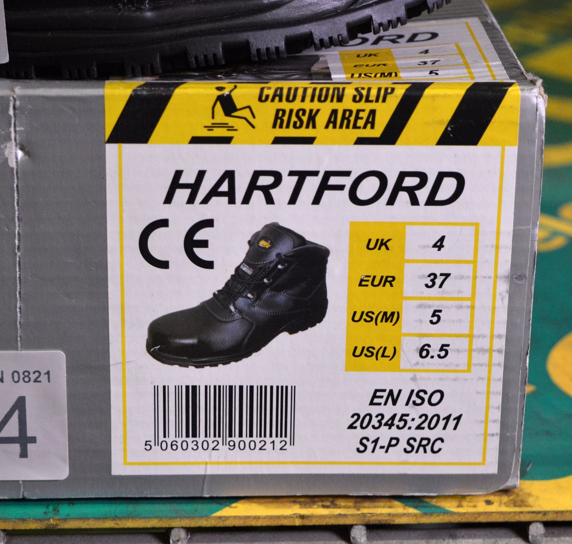 Anvil Traction safety boots - see pictures for types & size - Image 2 of 2
