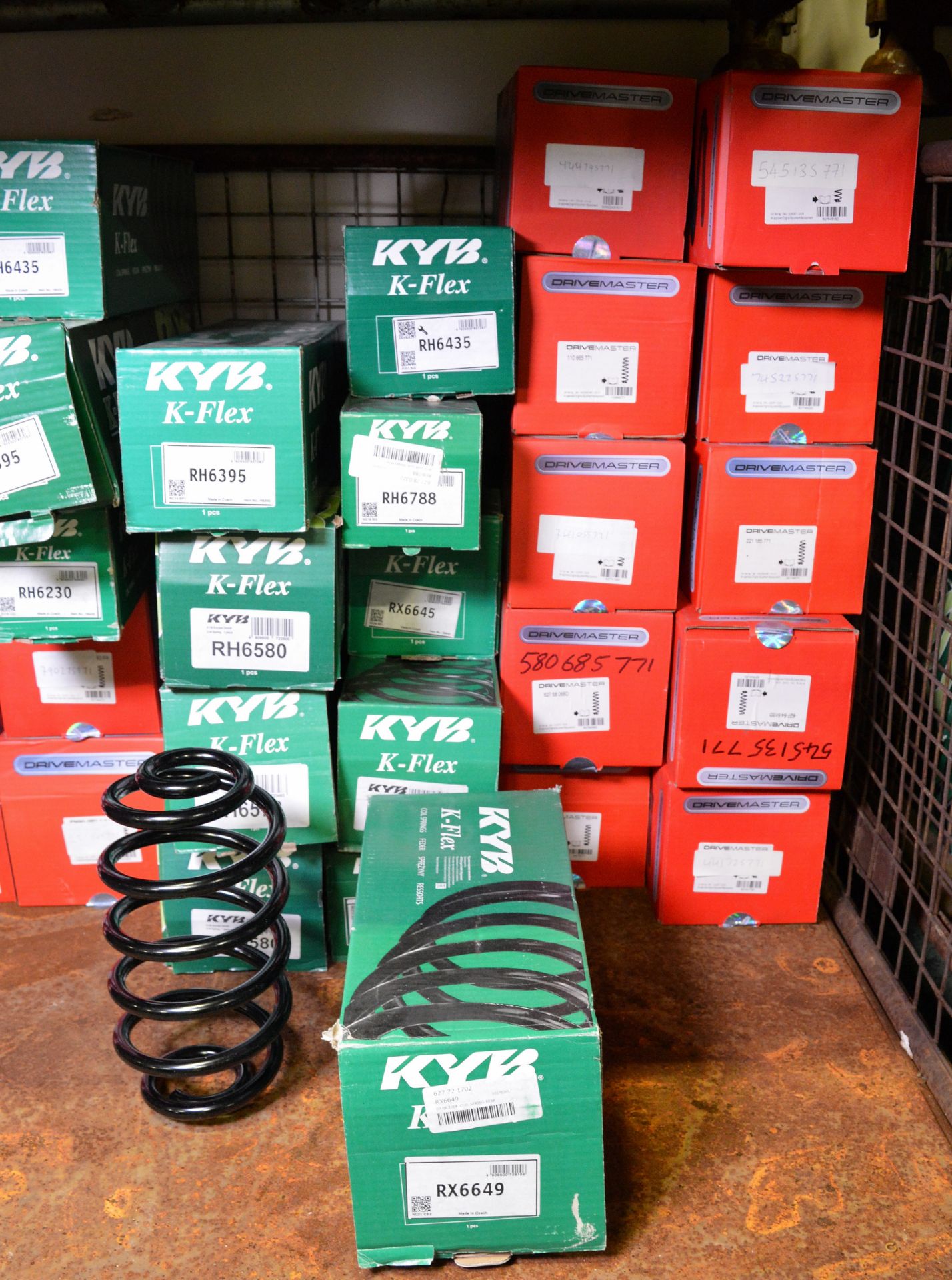 Vehicle parts - KYB, Drivemaster coil springs - see pictures for models and types - Image 3 of 4