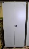 Silverline 2 door cabinet - W 920mm x D 450mm x H 1950mm