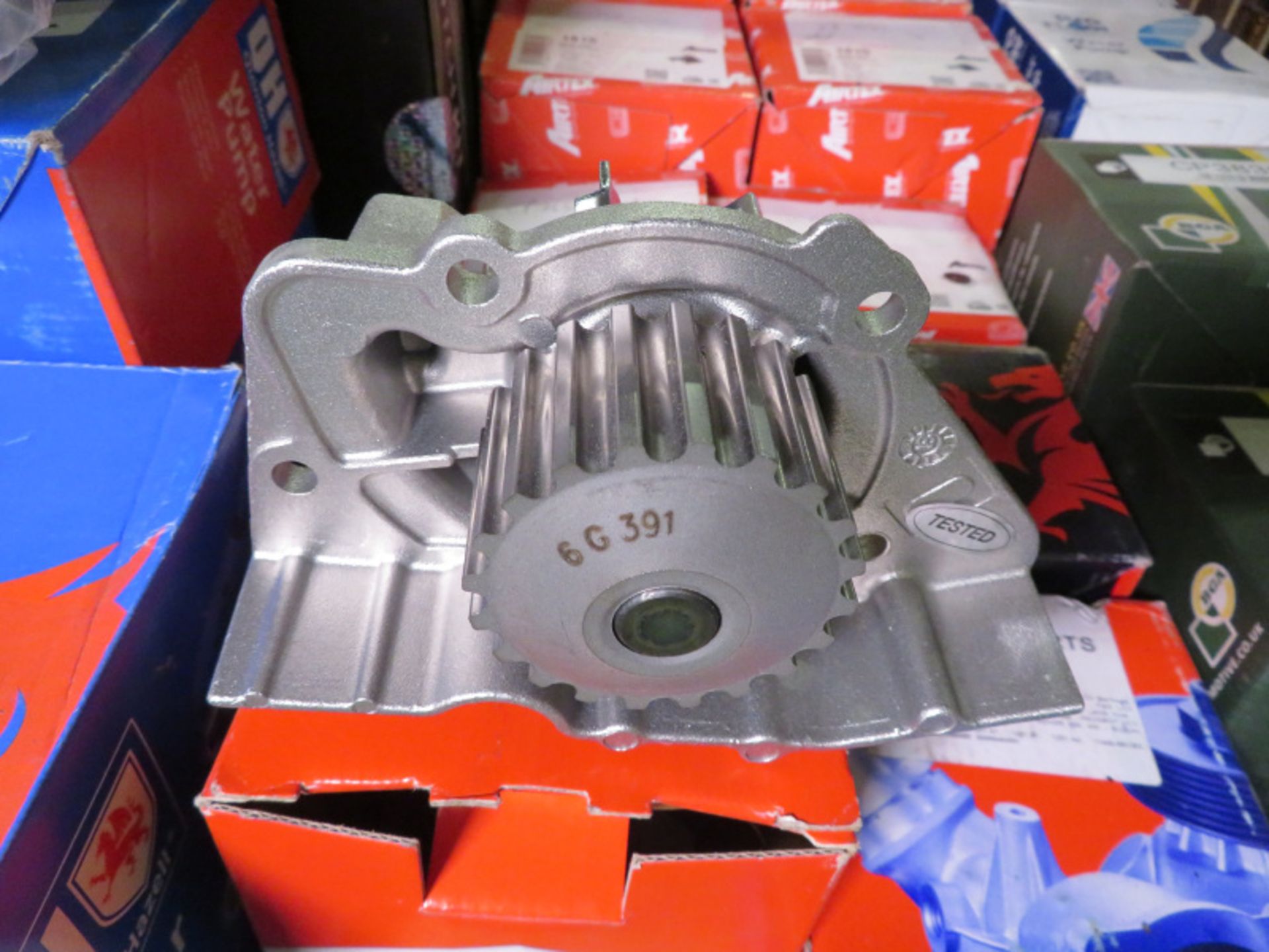 Vehicle parts - Drivemaster clutch kits, water pumps - see pictures for models and types - Image 2 of 7