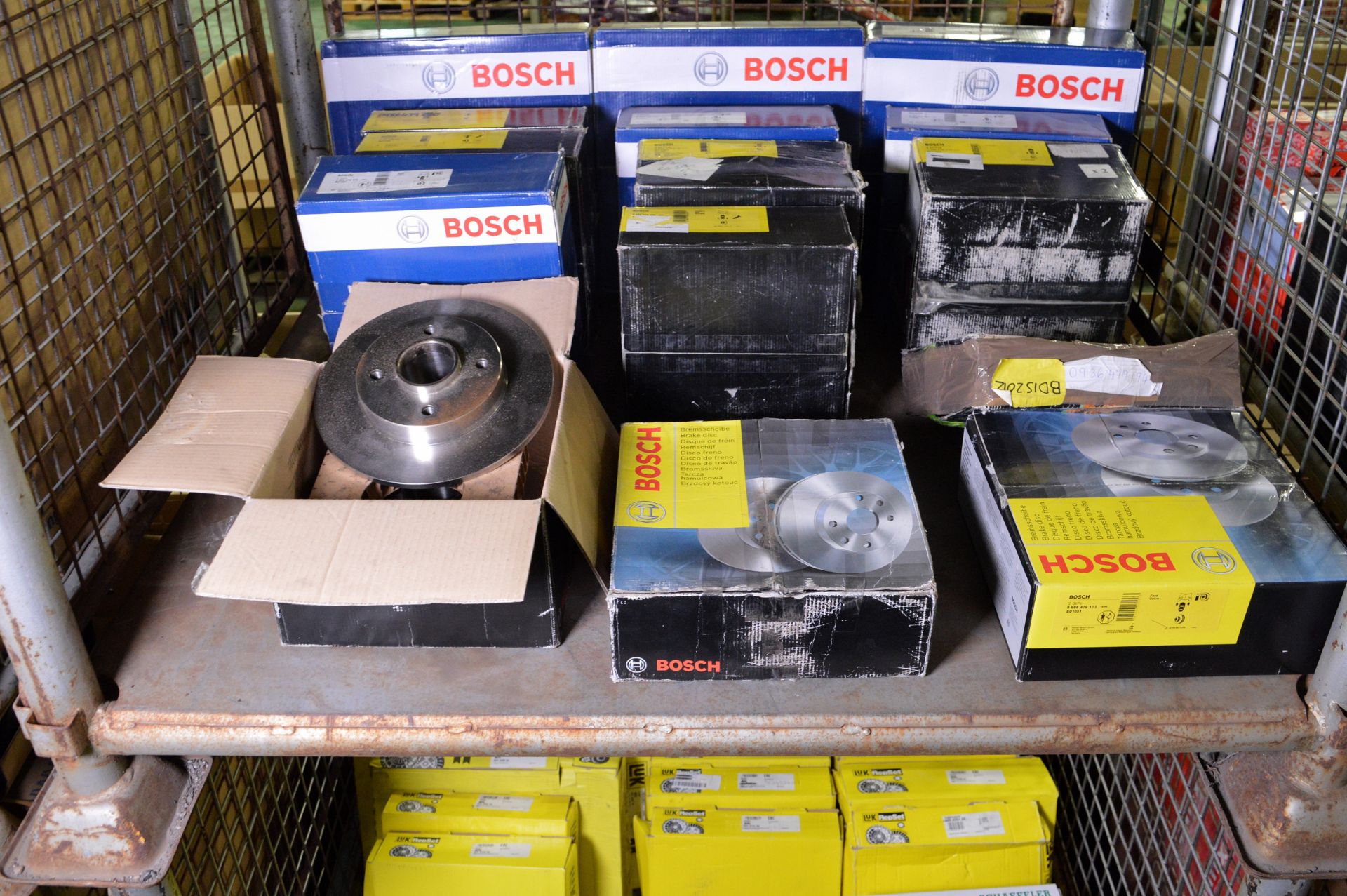 Vehicle parts - Bosch brake discs - see pictures for models and types