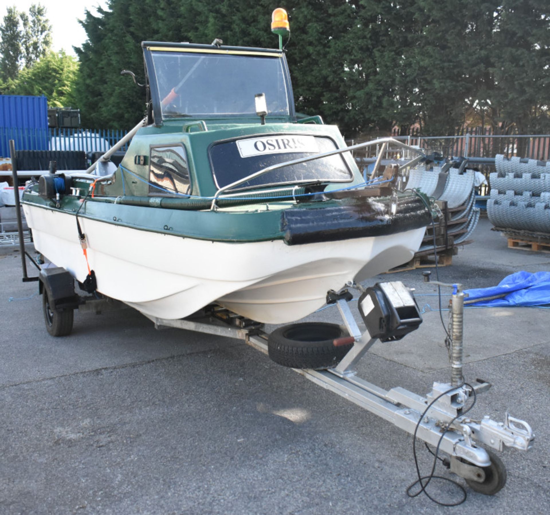 Wilson Flyer 17 feet - Cuddy & 25hp Mariner 2 stroke engine - good condition - Image 3 of 33