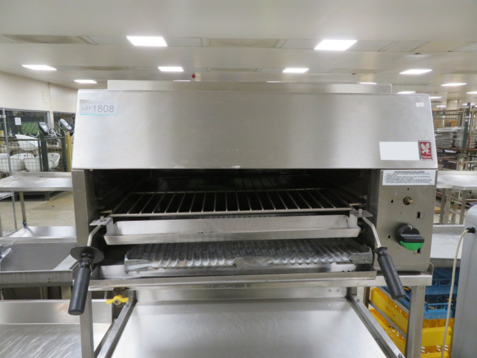 Falcon G1528 Gas Grill & Stand W 950mm x D 860mm x H 1760mm - Image 3 of 4