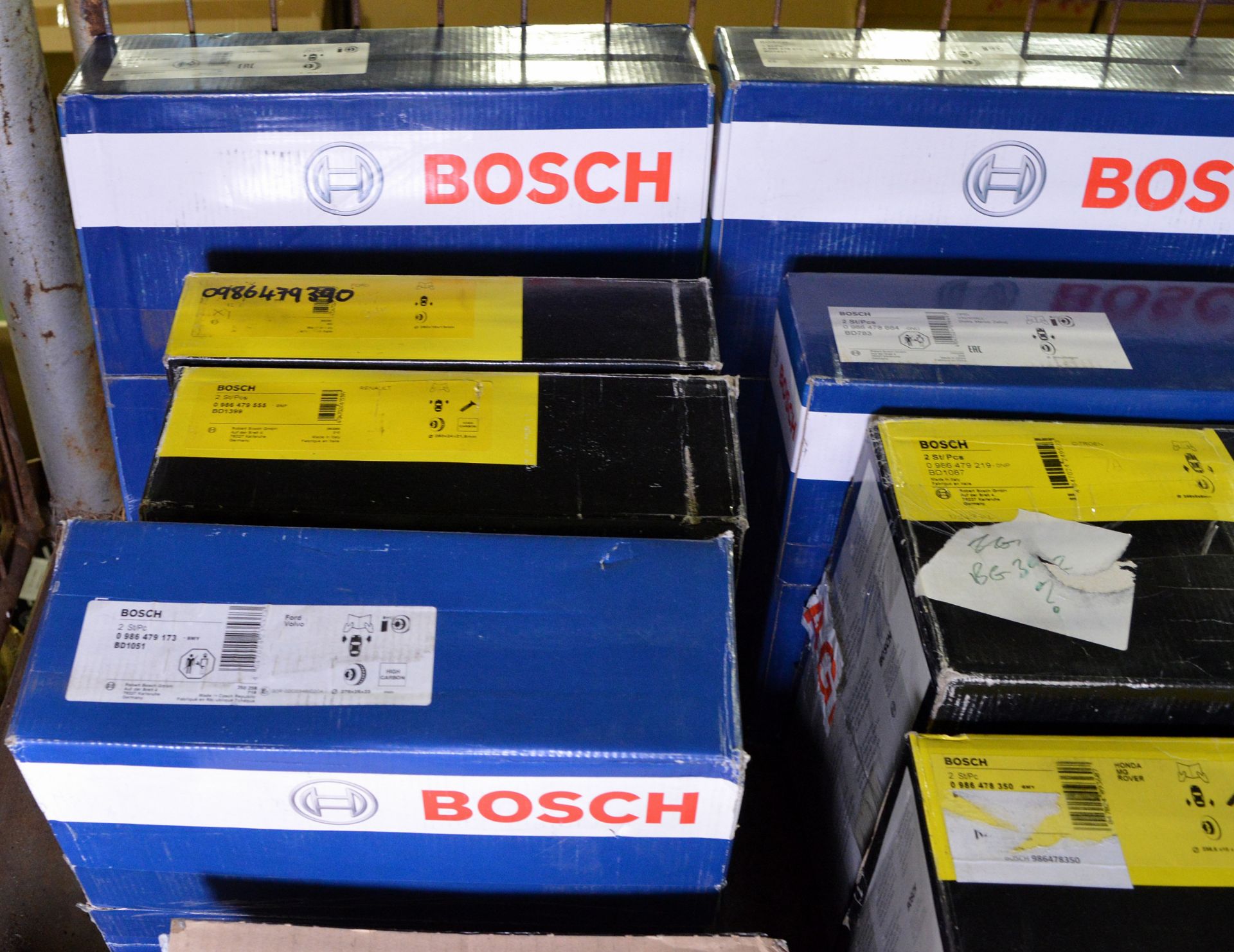 Vehicle parts - Bosch brake discs - see pictures for models and types - Image 2 of 6