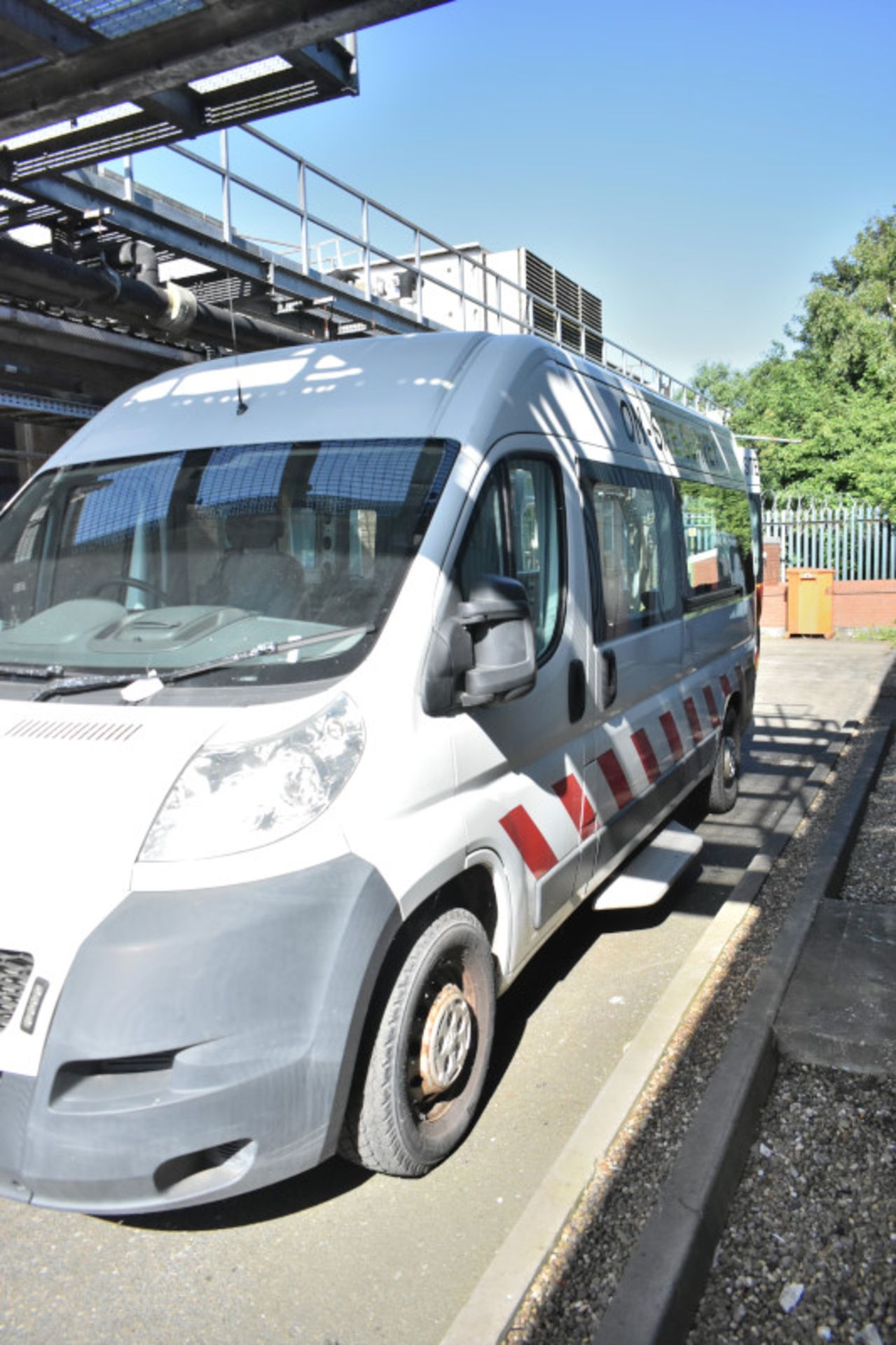 Peugeot LWB white electric van - Panel van - 2 axle rigid body - vehicle category N1 - Image 3 of 28