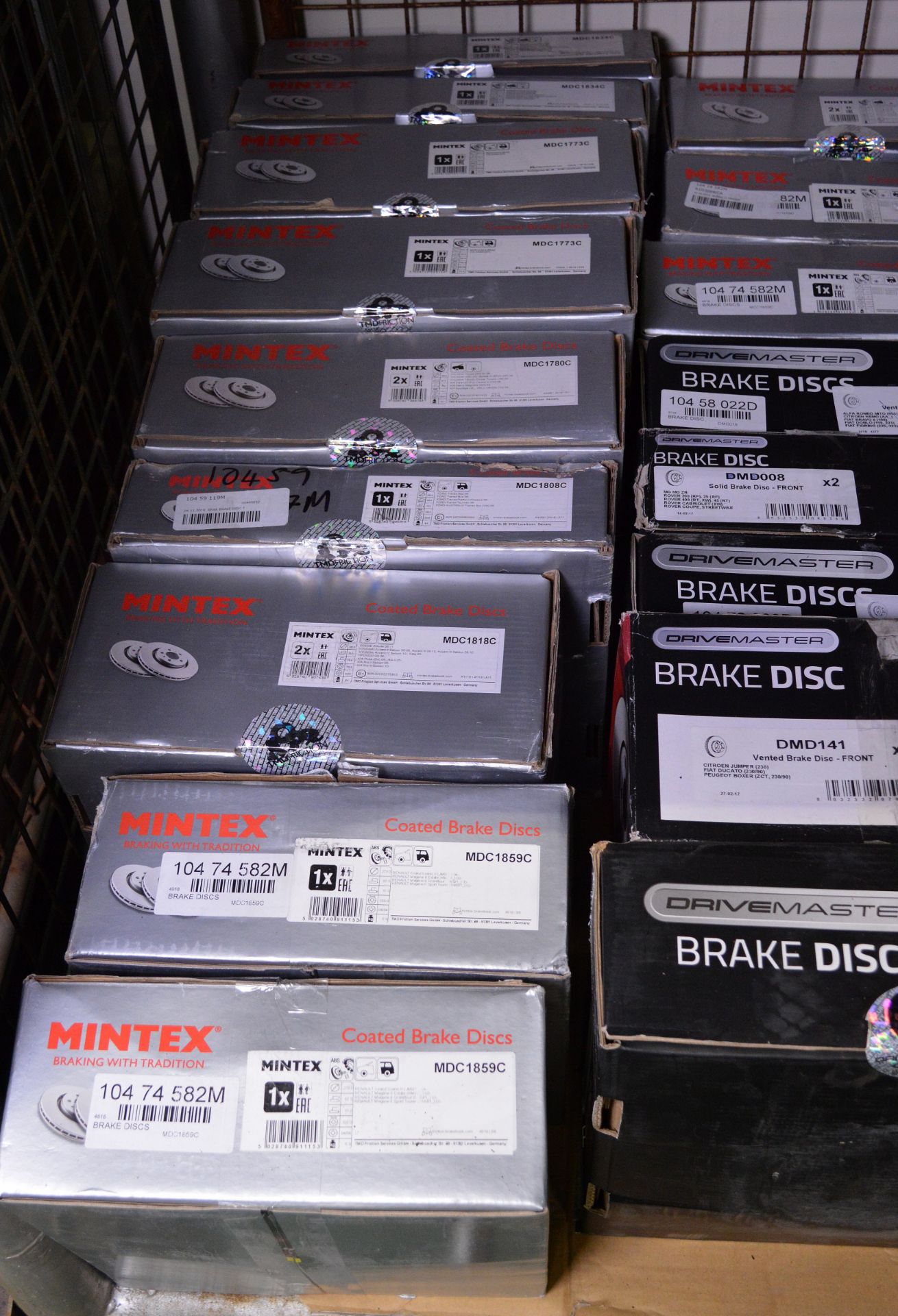 Vehicle parts - Mintex & Drivemaster brake discs - see pictures for models and types - Image 2 of 4