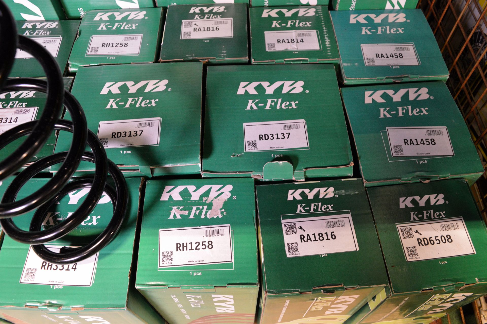 Vehicle parts - KYB K-flex coil springs - see pictures for models and types - Image 5 of 5