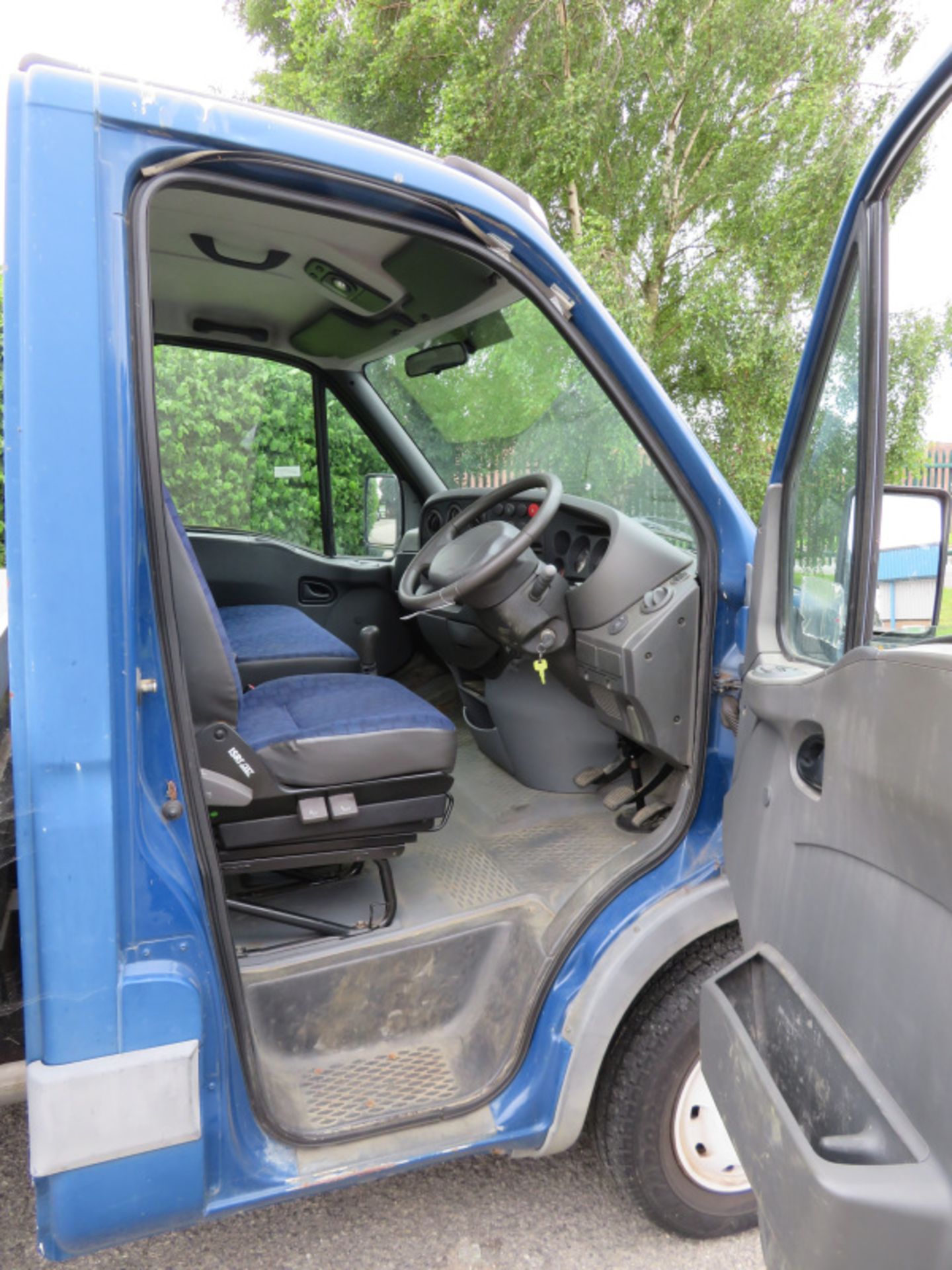 Iveco Daily drop side truck- 29L9 - diesel - year 2004 - 4 cylinder engine - Image 7 of 15