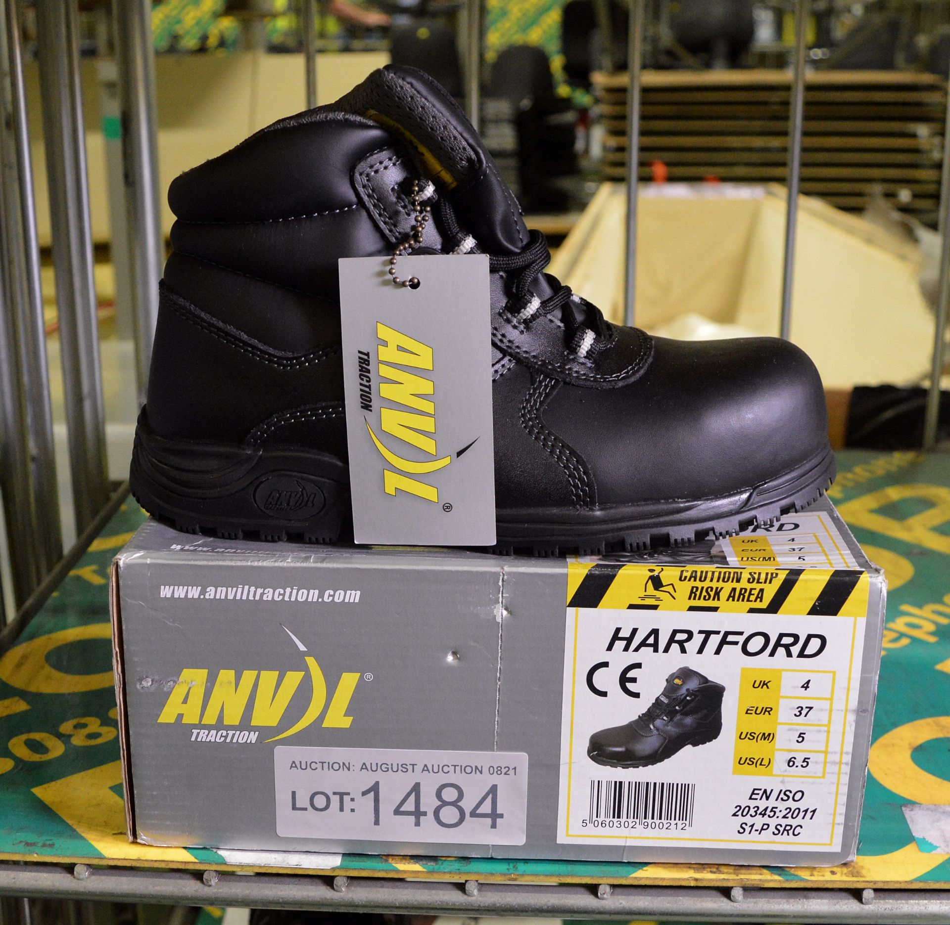 Anvil Traction safety boots - see pictures for types & size