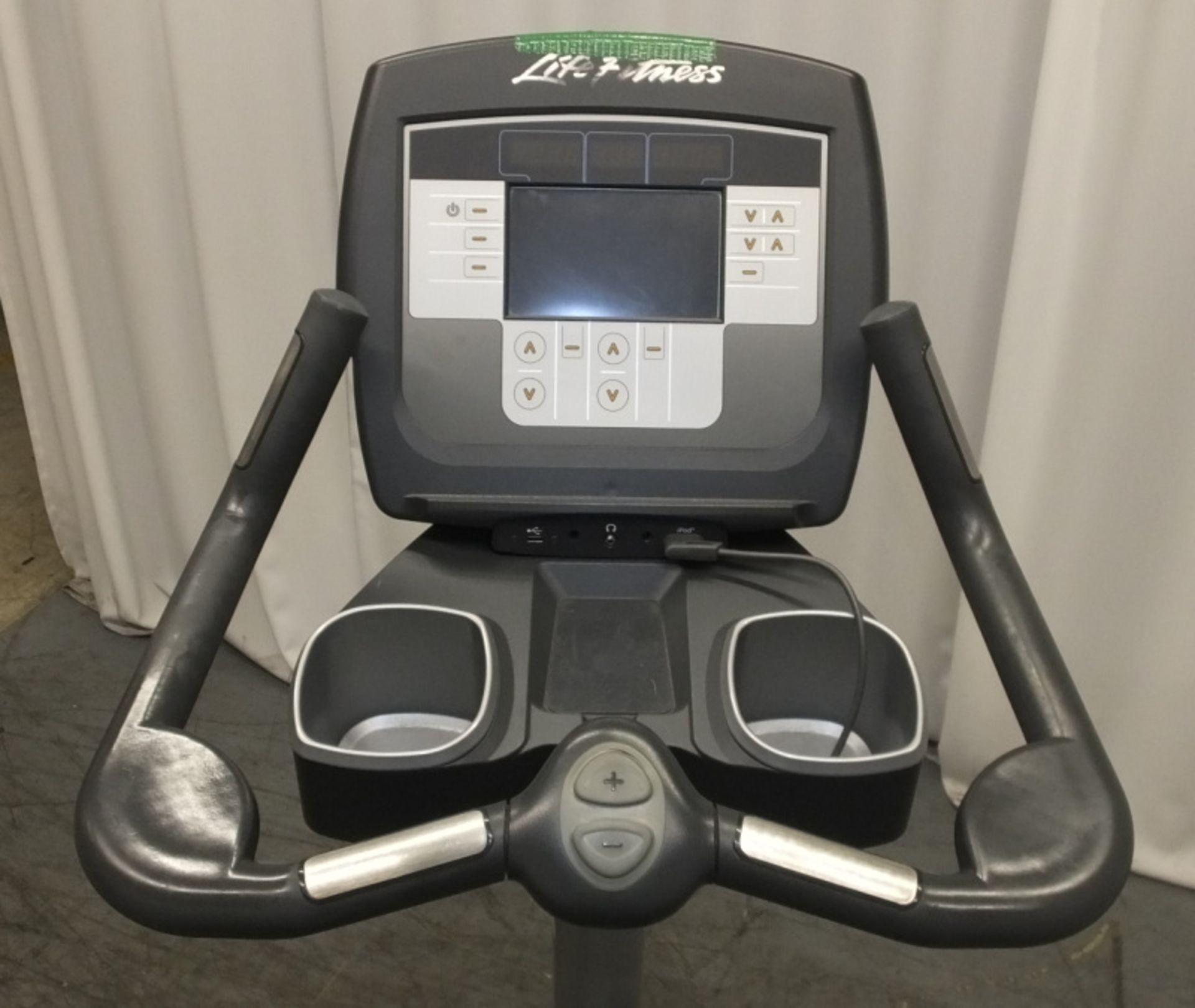 Life Fitness 95c Lifecycle Exercise Bike - Please check pictures for condition - Image 5 of 13