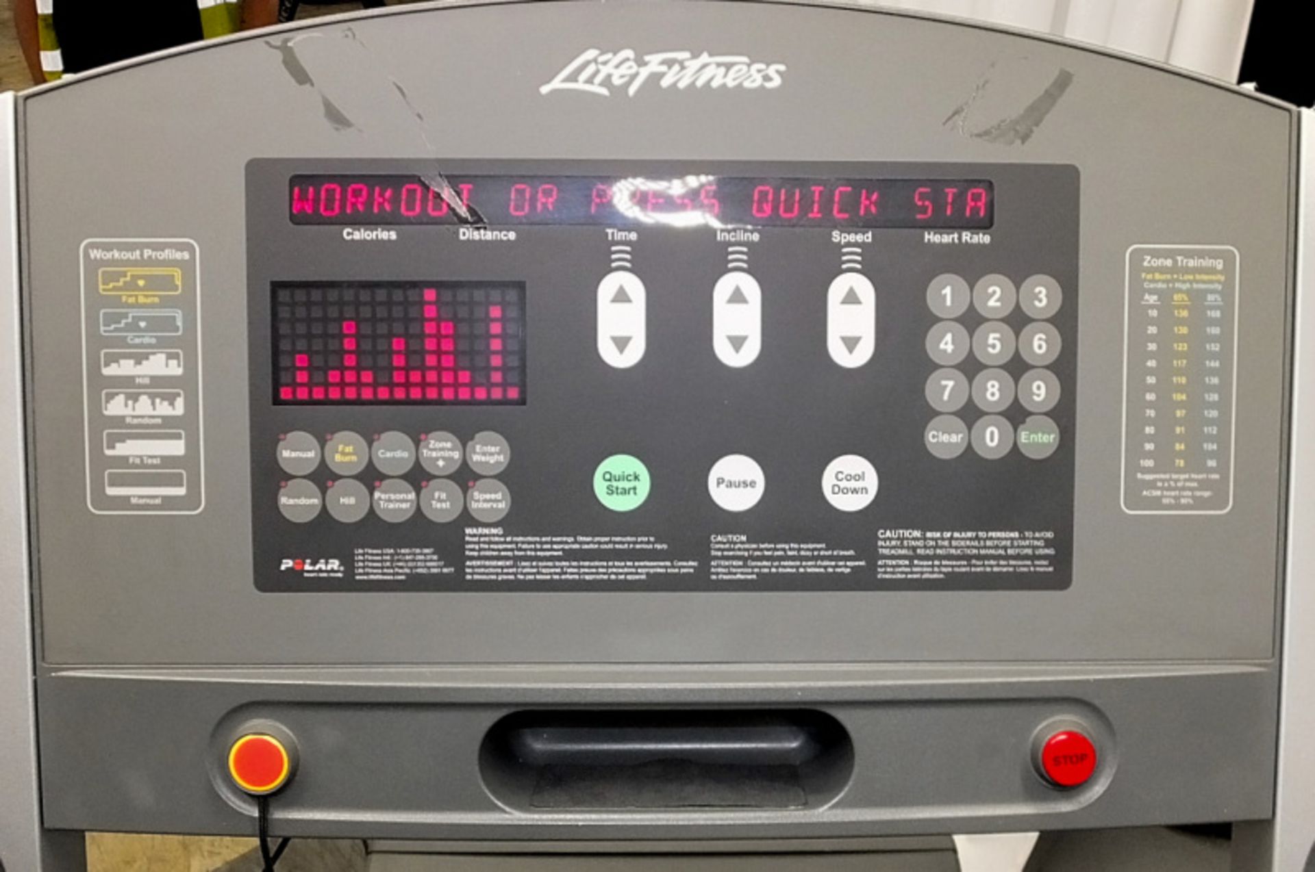 Life Fitness 95TI Treadmill - L2115 x D930mm - Image 5 of 12