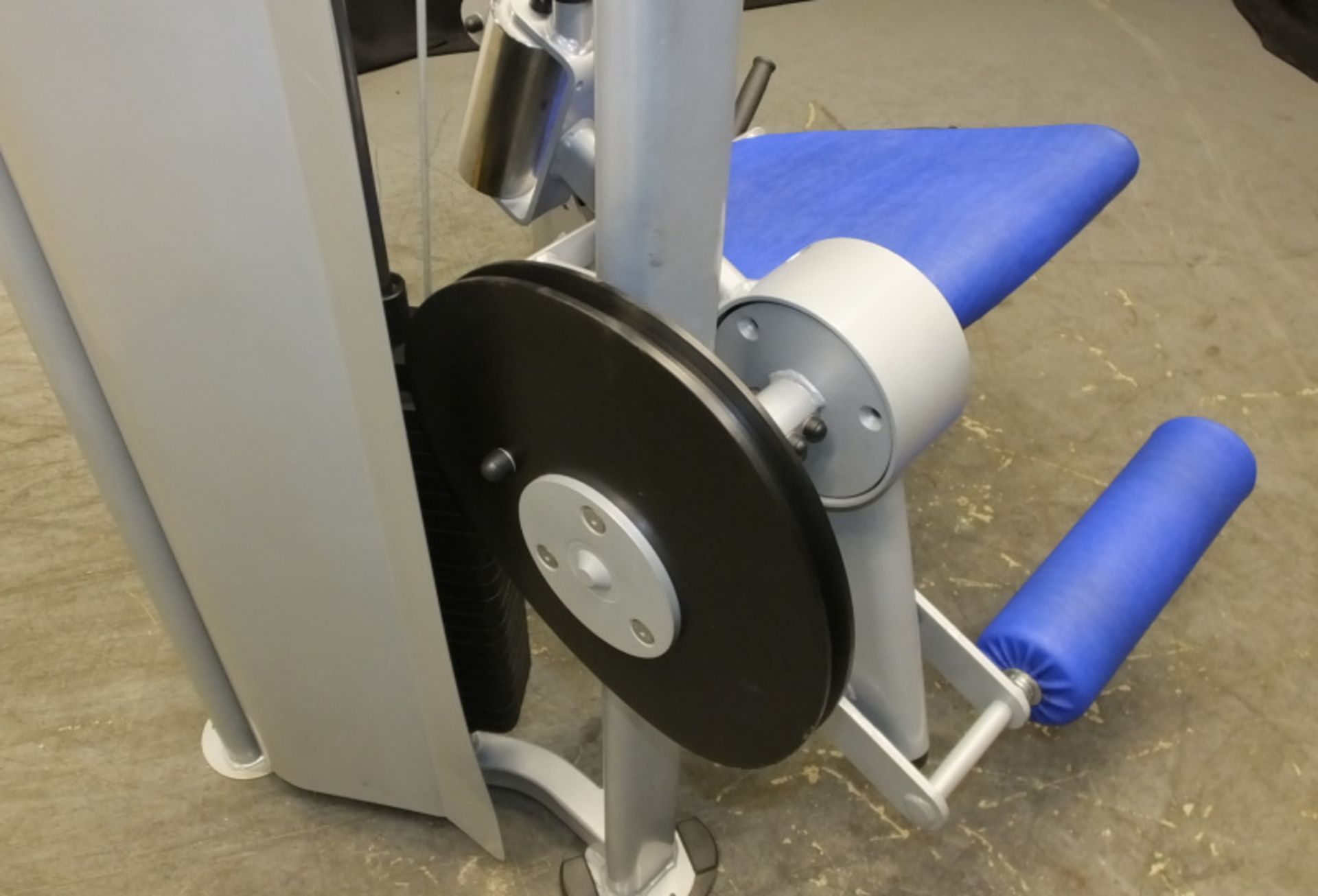 R2 Strength Leg Extension Machine - Image 5 of 9