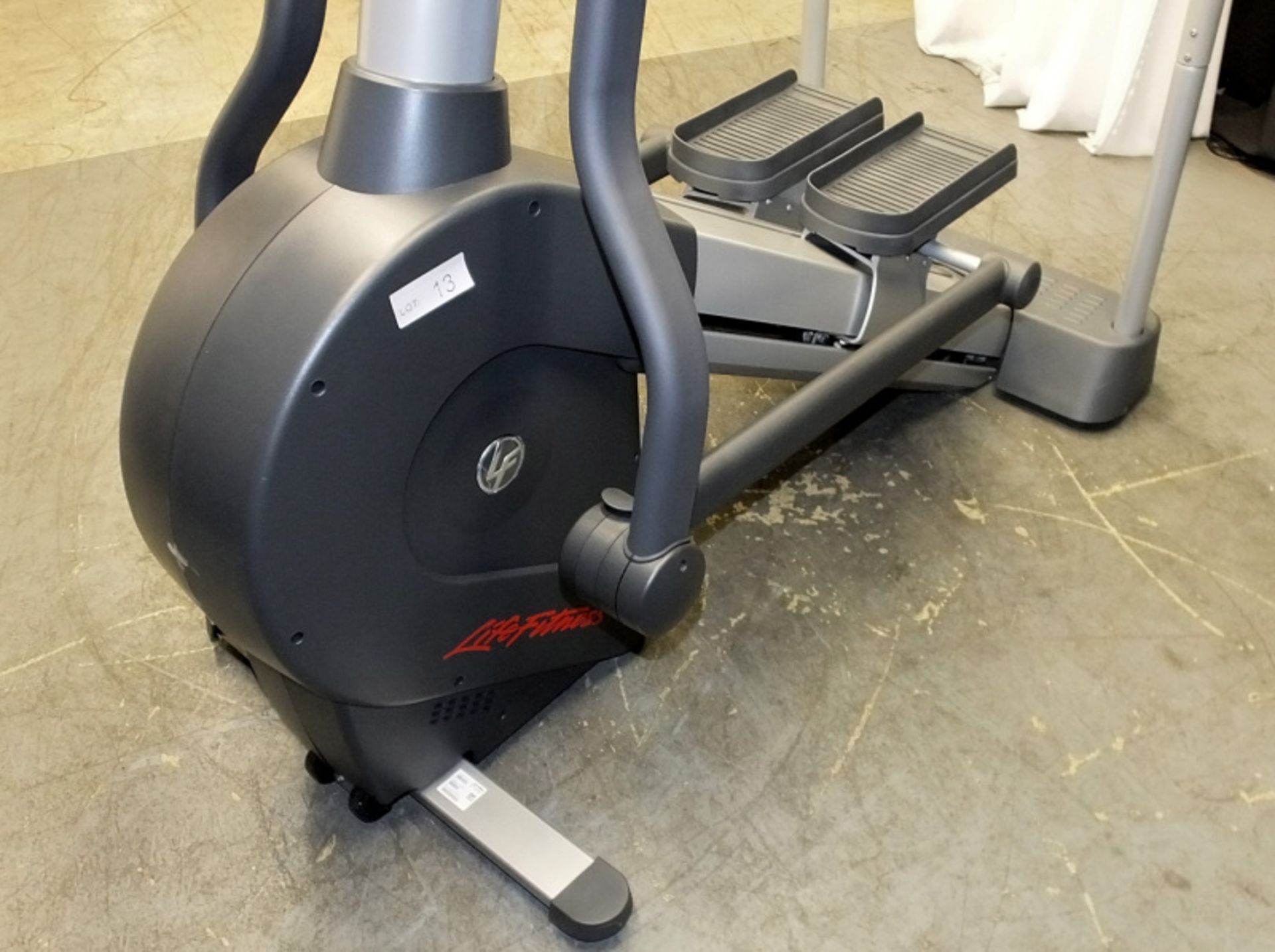 Life Fitness CLSL Stepper/Summit Trainer - L1700 x D800 x H1830mm - Image 9 of 14