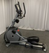 Matrix Cross Trainer with HURES7x Console