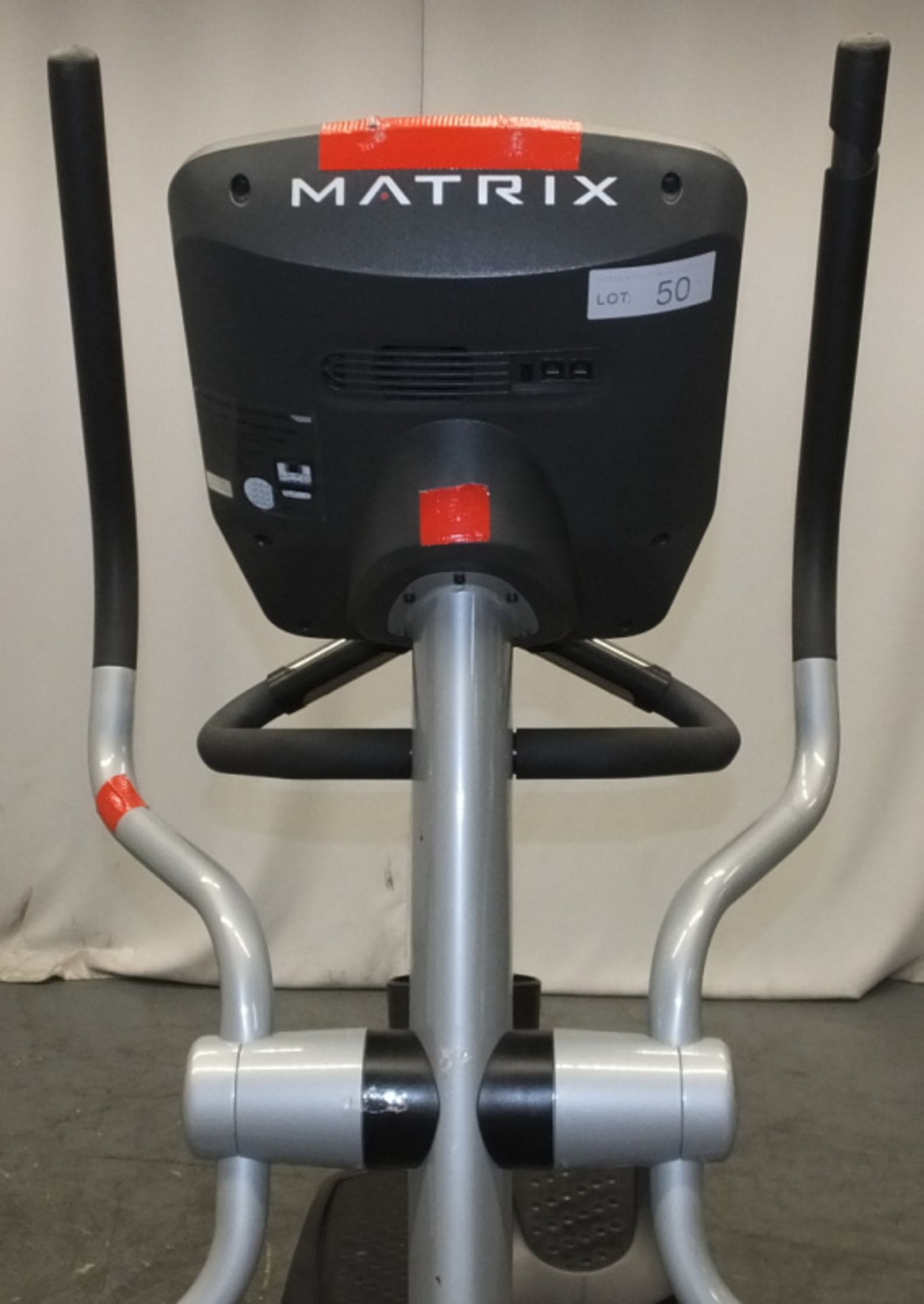 Matrix Cross Trainer with HURES7x Console - Image 5 of 18