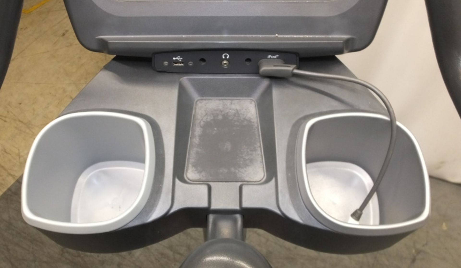Life Fitness 95c Lifecycle Exercise Bike - Please check pictures for condition - Image 6 of 13