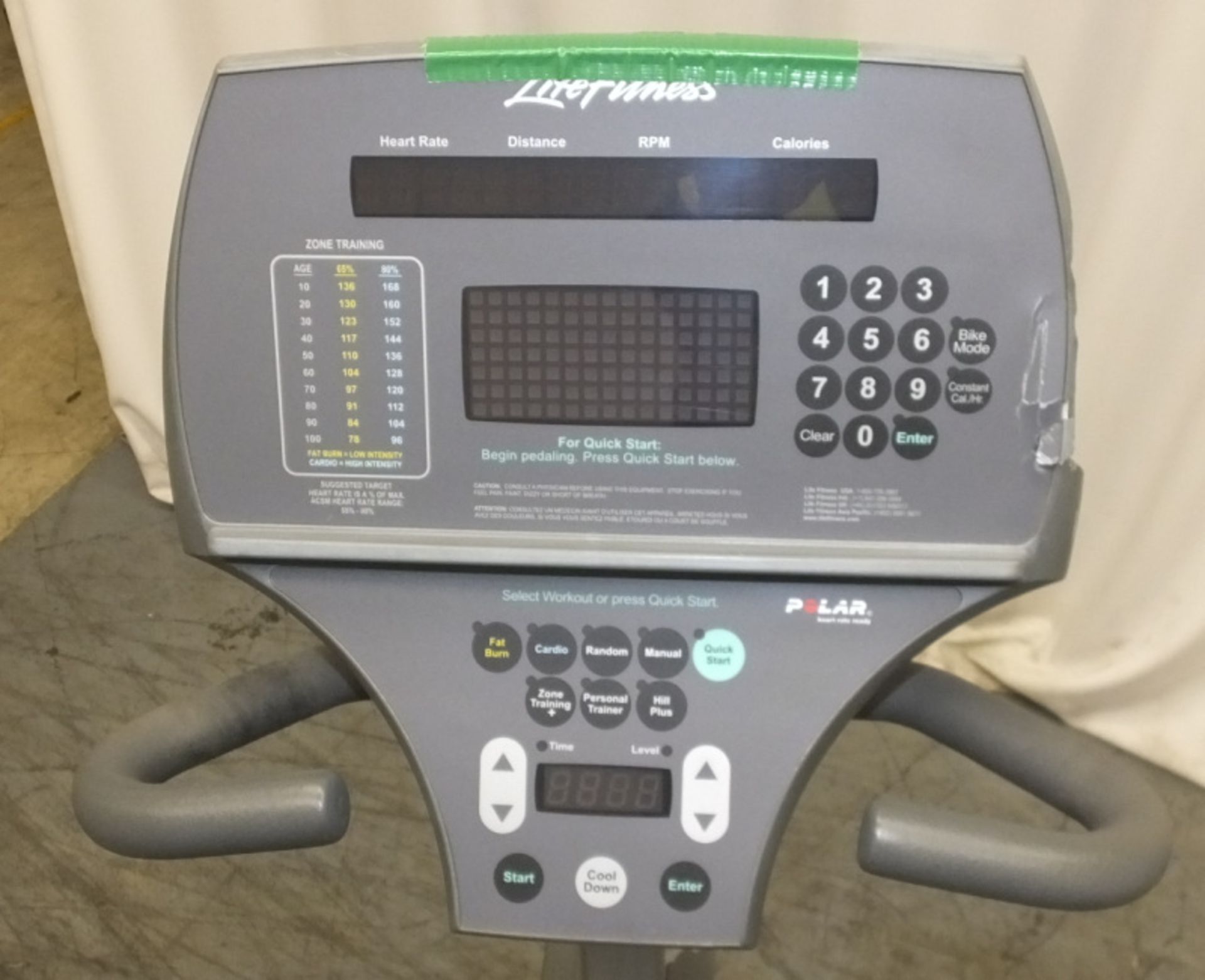 Life Fitness 95Ri Recumbent Exercise Bike - badly damaged display unit - Please check pictures - Image 8 of 14