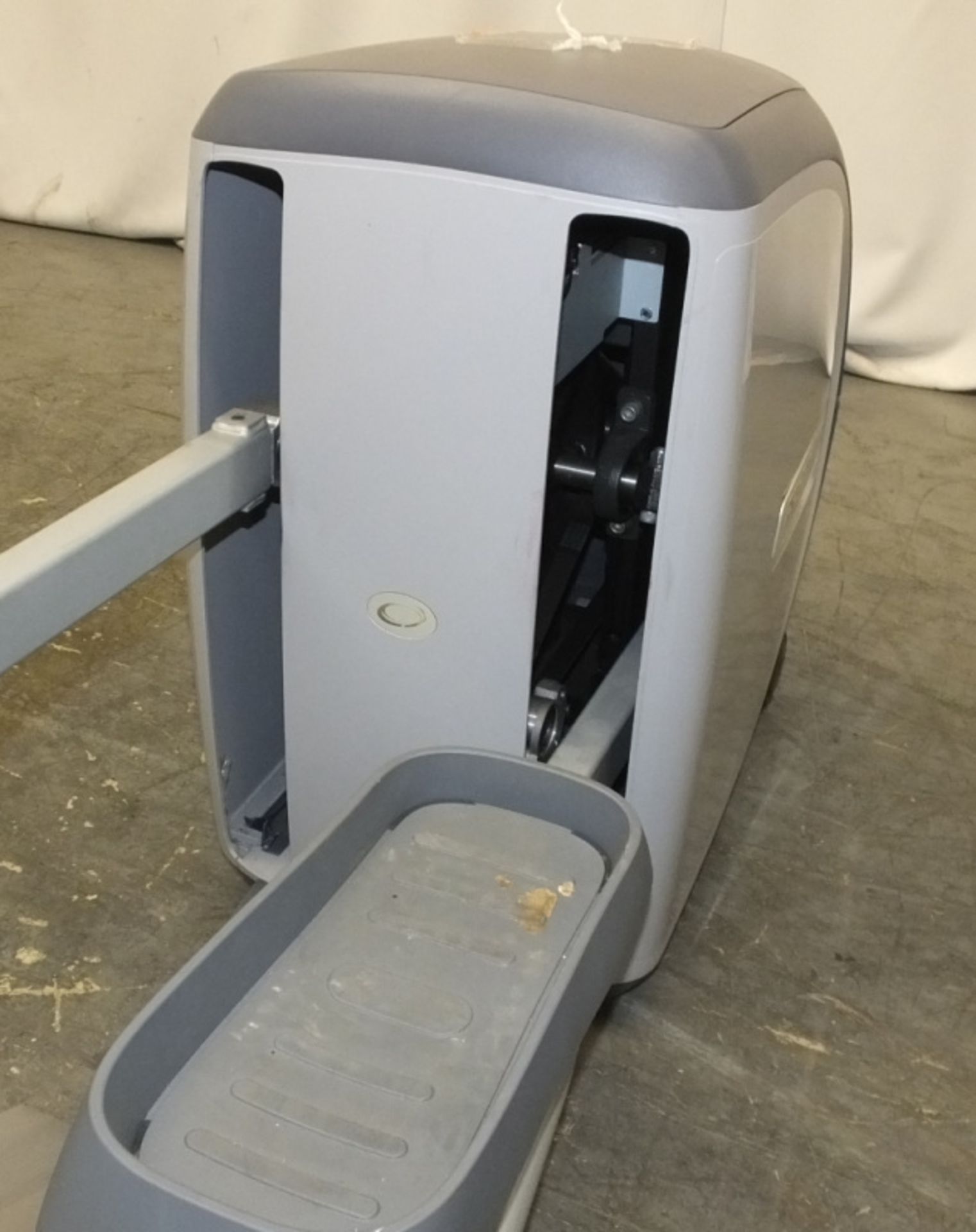 Precor EFX536i Precision Elliptical Cross Trainer - Please check pictures for condition - Image 10 of 14