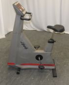 Life Fitness Lifecycle 9500HR Exercise Bike - Please check pictures for condition