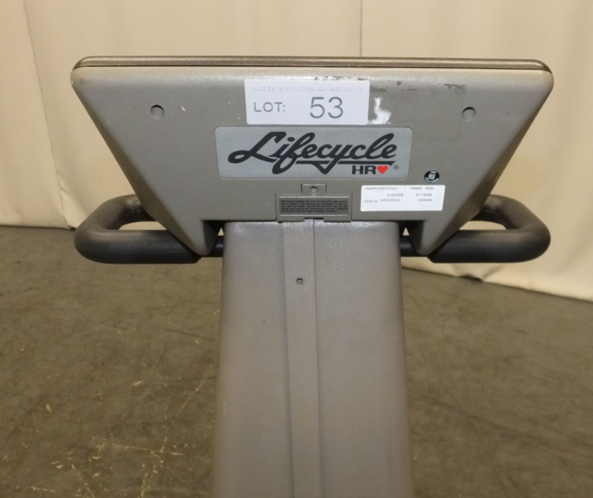 Life Fitness Lifecycle 9500HR Exercise Bike - Please check pictures for condition - Image 7 of 14