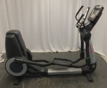 Life Fitness 95x Elliptical Cross Trainer - please check pictures for condition